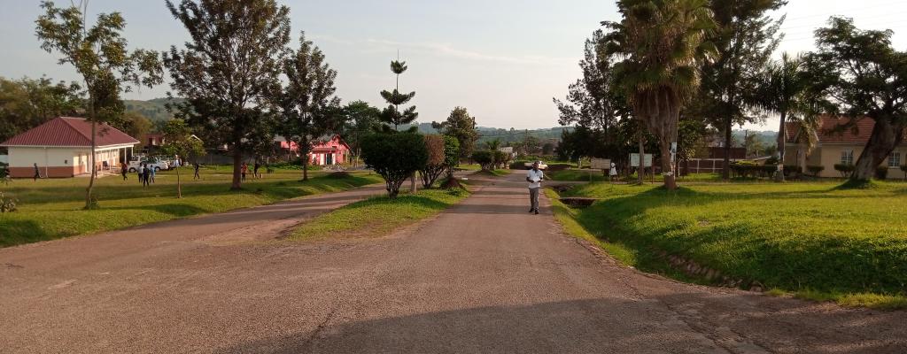 BEAUTIFUL ENTRANCE TO KYENJOJO DISTRICT LOCAL GOVERNMENT HEADQUARTERS